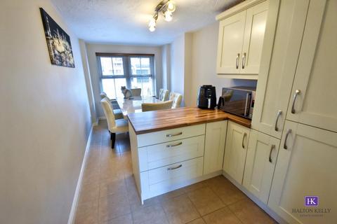 3 bedroom semi-detached house for sale, Elmsett Close, Great Sankey WA5