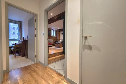 1 bedroom apartment for sale, Albert Warehouse, Gloucester Docks