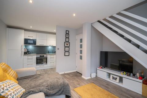 undefined, Hunters Close, Tring, Hertfordshire, HP23 5QB