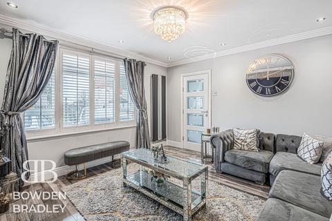 undefined, Arrowsmith Road, Chigwell, IG7