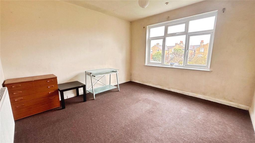 3 Bed