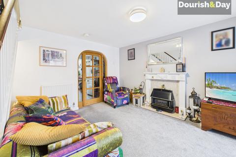 4 bedroom detached house for sale, Cornwall Drive, Stafford ST17