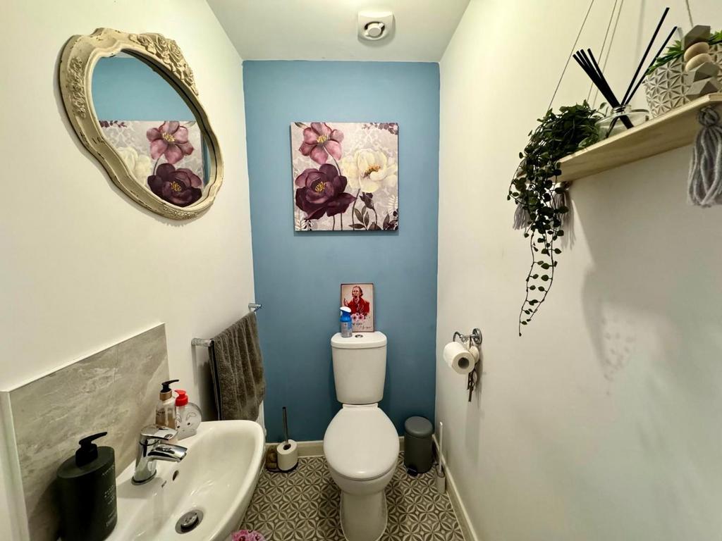 WC.jpg
