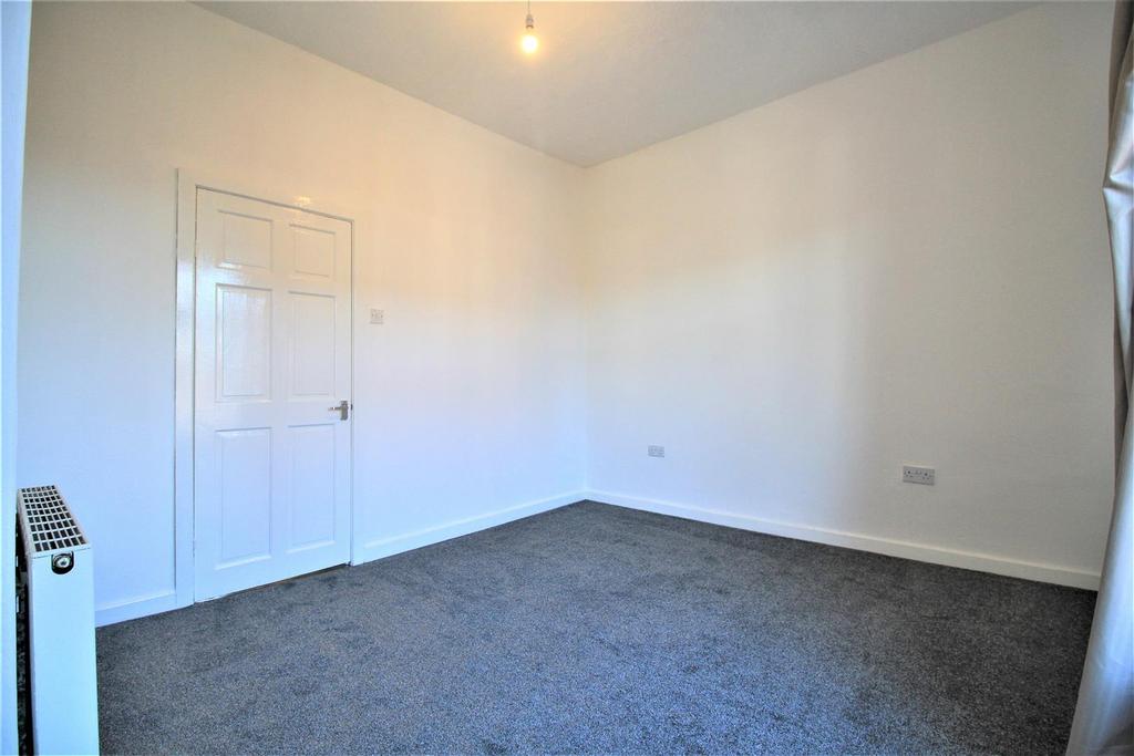 Bedroom 1...jpg