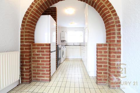 undefined, Smith Street, SURBITON KT5