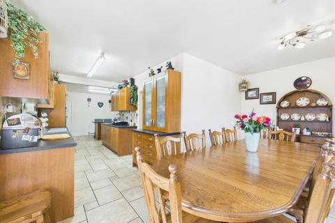undefined, Cromford Road, Matlock DE4