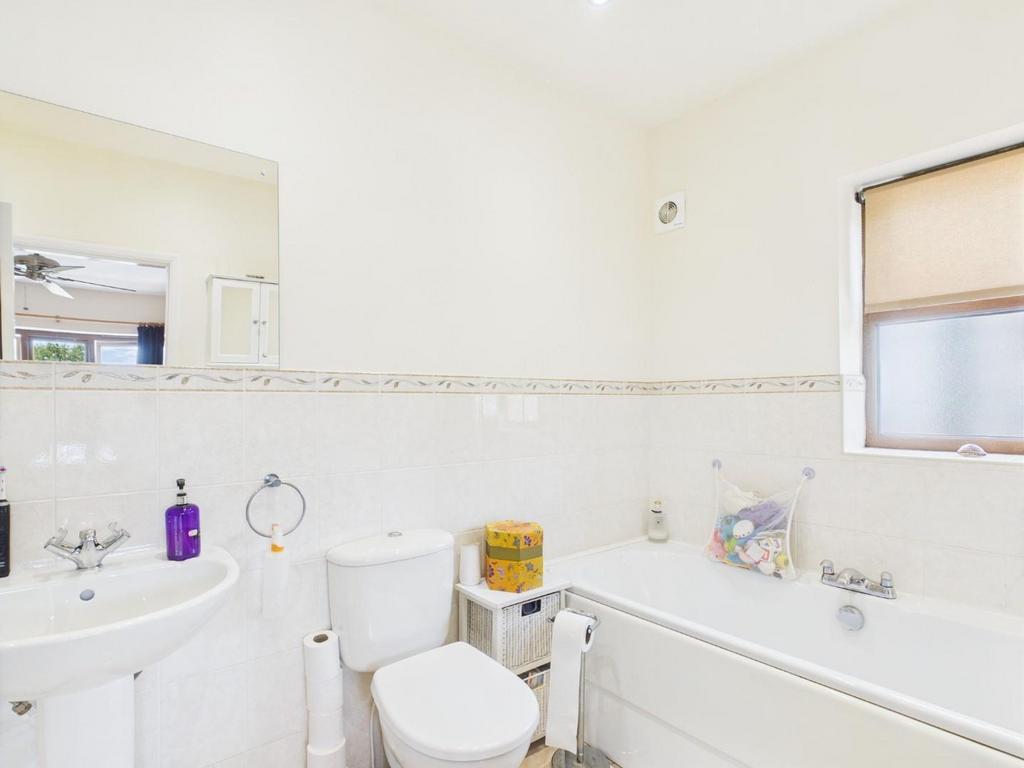 Ensuite Bathroom