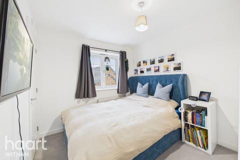 2 bedroom semi-detached house for sale, Valentine Avenue, Witham