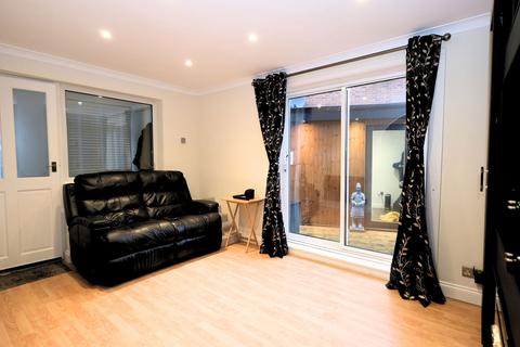 1 bedroom end of terrace house for sale, Oxlip Road, Witham CM8