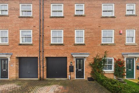 4 bedroom terraced house for sale, 23 Wheatlands, Malton, YO17 7FN