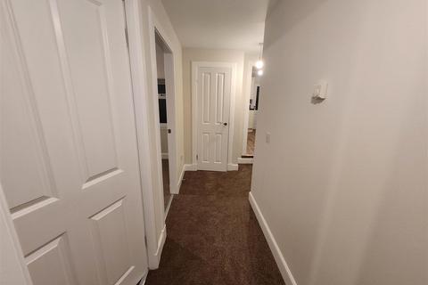2 bedroom flat to rent, High Street, ,Auchterarder