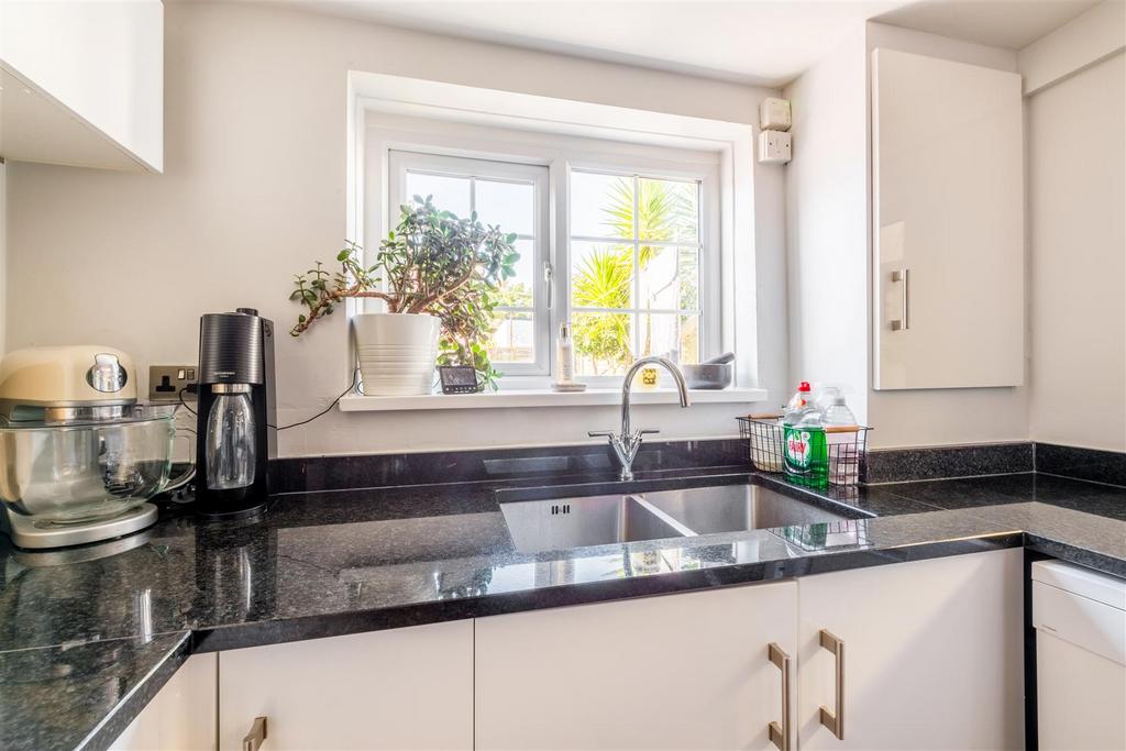 15 Wolseley Road-6.jpg