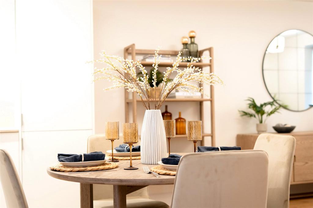 Show Apartment