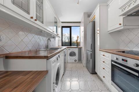 3 bedroom flat for sale, Cavendish House, 21 Wellington Road, St John's Wood, London