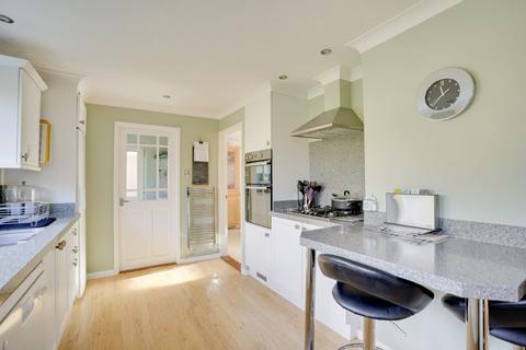 3 bedroom bungalow for sale, Bury Road, Newmarket CB8