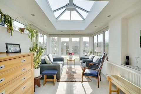 3 bedroom bungalow for sale, Bury Road, Newmarket CB8