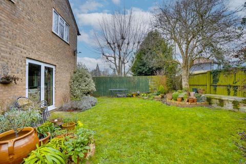 undefined, Ellwood Close, Ely CB7