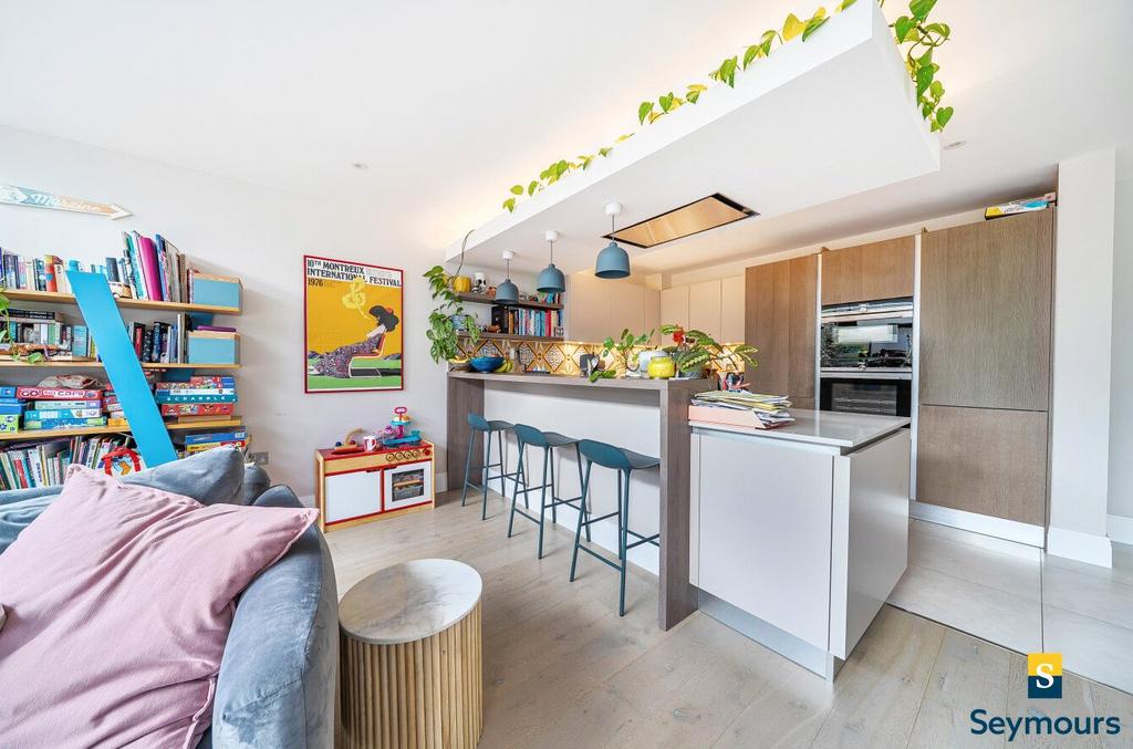 Breakfast Bar