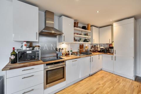 2 bedroom flat for sale, Artesian House, Alscot Road, SE1