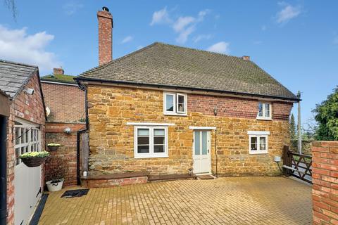 undefined, Yew Tree Lane, Northampton NN6