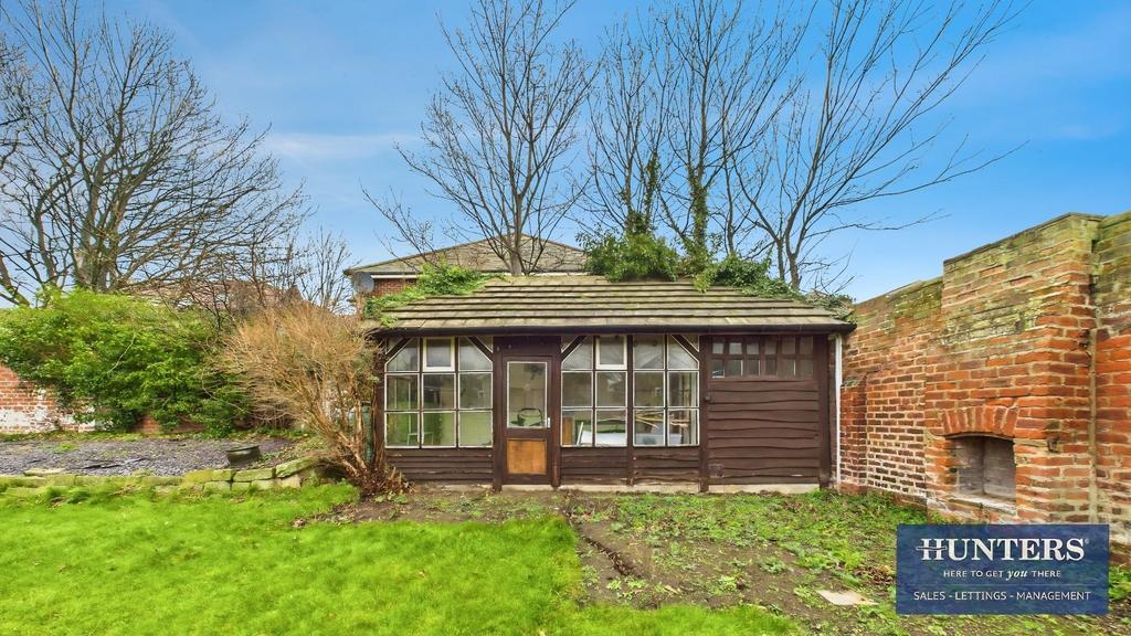 Summer House
