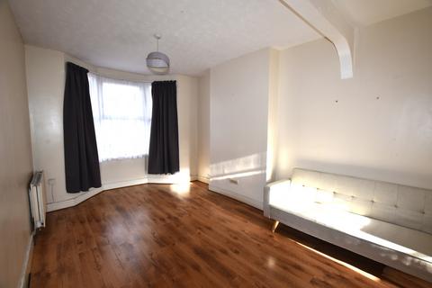 3 bedroom terraced house for sale, Frinton Road, East Ham, E6 3HF