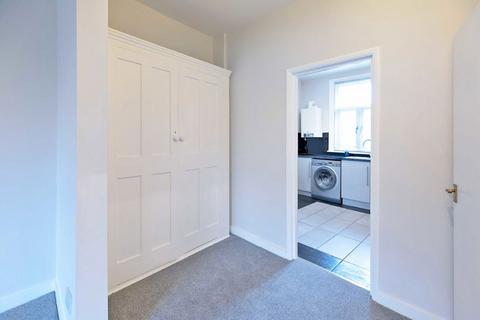 undefined, South Street, Isleworth TW7