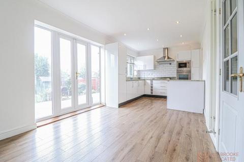 undefined, Hilton Crescent, Worsley, M28