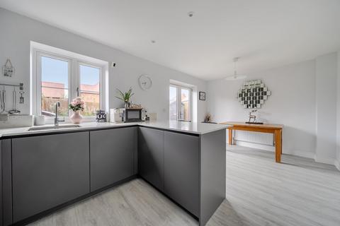 3 bedroom semi-detached house for sale, Homebush Green, Matfield, TN12