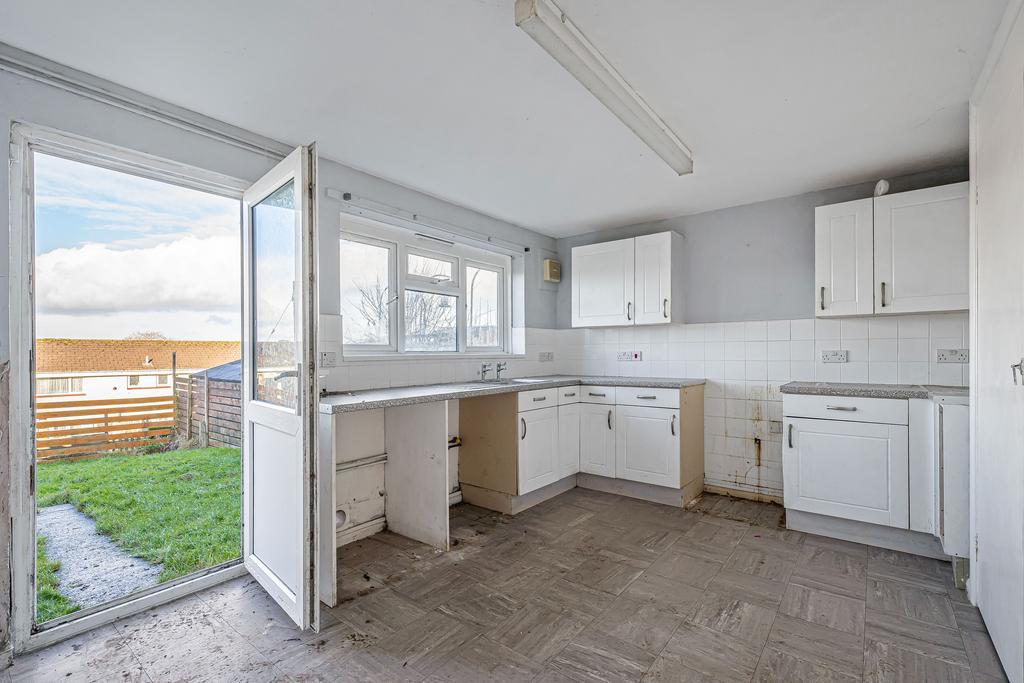 13 Kitchen
