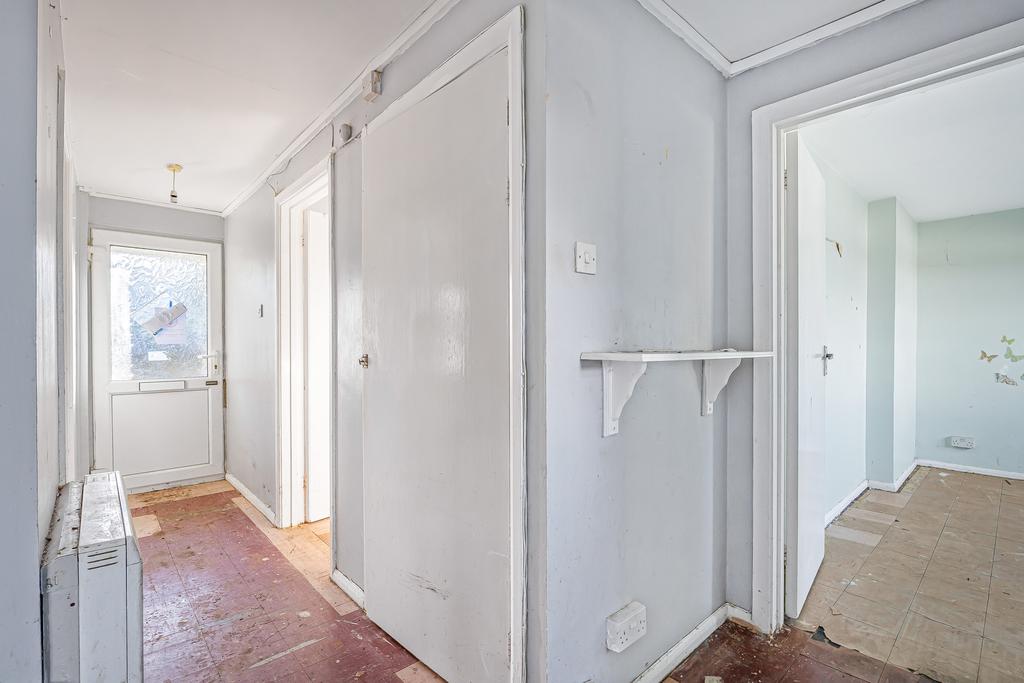 15 Entrance Hall