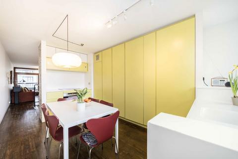 2 bedroom flat for sale, Barbican, London EC2Y