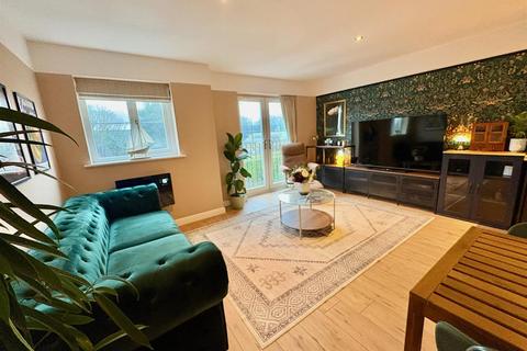 2 bedroom apartment for sale, Saddleworth Road, Greetland
