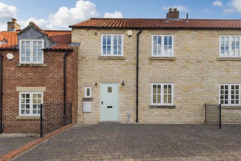 3 bedroom terraced house for sale, Pearsons Yard, Swinton, YO17