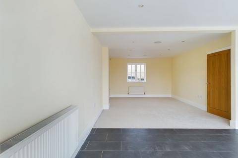 3 bedroom terraced house for sale, Pearsons Yard, Swinton, YO17