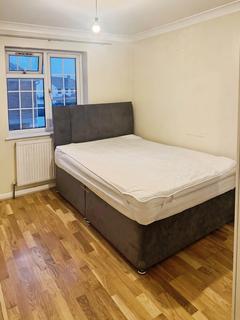 1 bedroom flat to rent, Quinbrookes, Slough, SL2