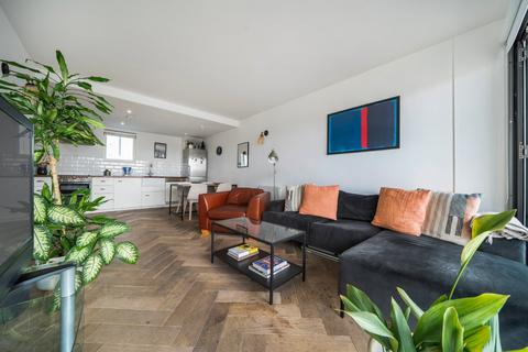 2 bedroom flat for sale, Consort Road, Peckham, London, SE15