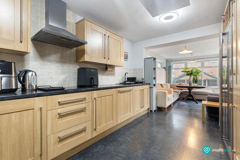 4 bedroom detached house for sale, Broadoaks Close, Dinnington, Sheffield, S25 2XZ