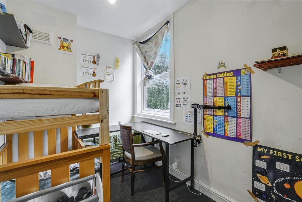 Bedroom 2 1.jpeg