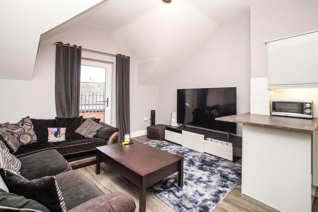 Open Plan Dining Lounge &amp; Kitchen