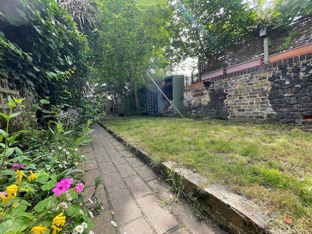 Garden (3)