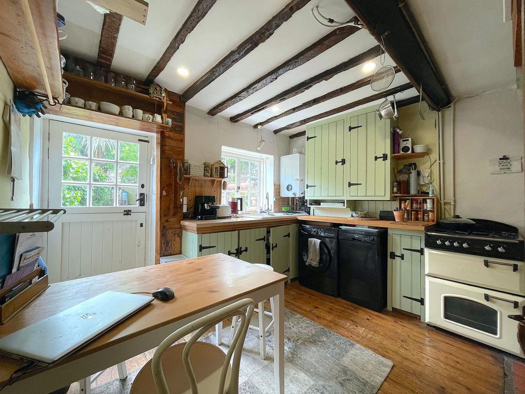 Kitchen (1)