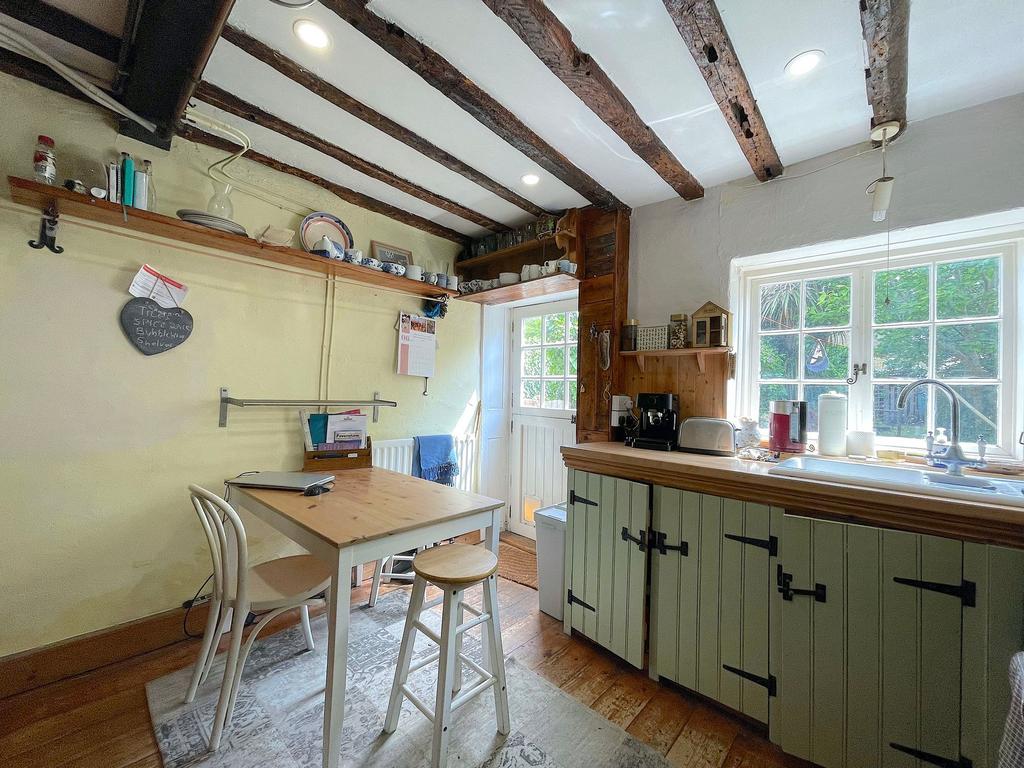 Kitchen (2)
