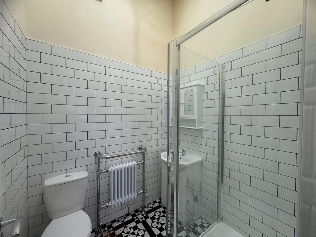 Shower/WC