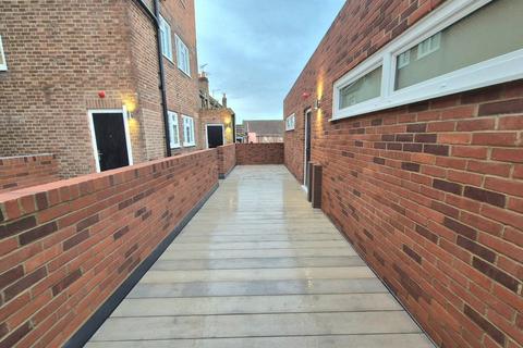 undefined, Northfield Avenue, Ealing