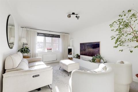 undefined, Askew Road, Nottingham NG15