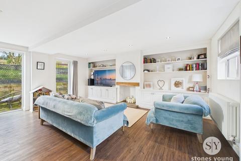 4 bedroom semi-detached house for sale, Knowsley Road, Wilpshire, BB1