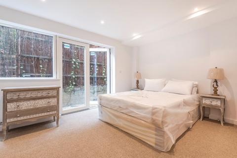 undefined, Elm Grove, Wimbledon, London, SW19