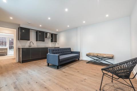 undefined, Elm Grove, Wimbledon, London, SW19