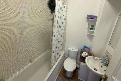 1 bedroom flat to rent, Carnarvon Road,  Reading,  RG1